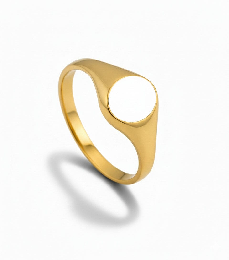 Subtelny owalny złoty sygnet damski GESELLE