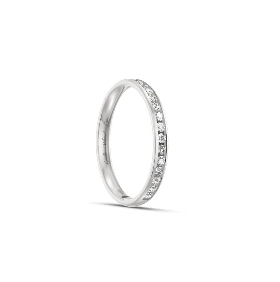 Pierścionek obrączka lekko półokrągła z diamentami RINGS 0.015 ct oprawa Chanel z białego złota