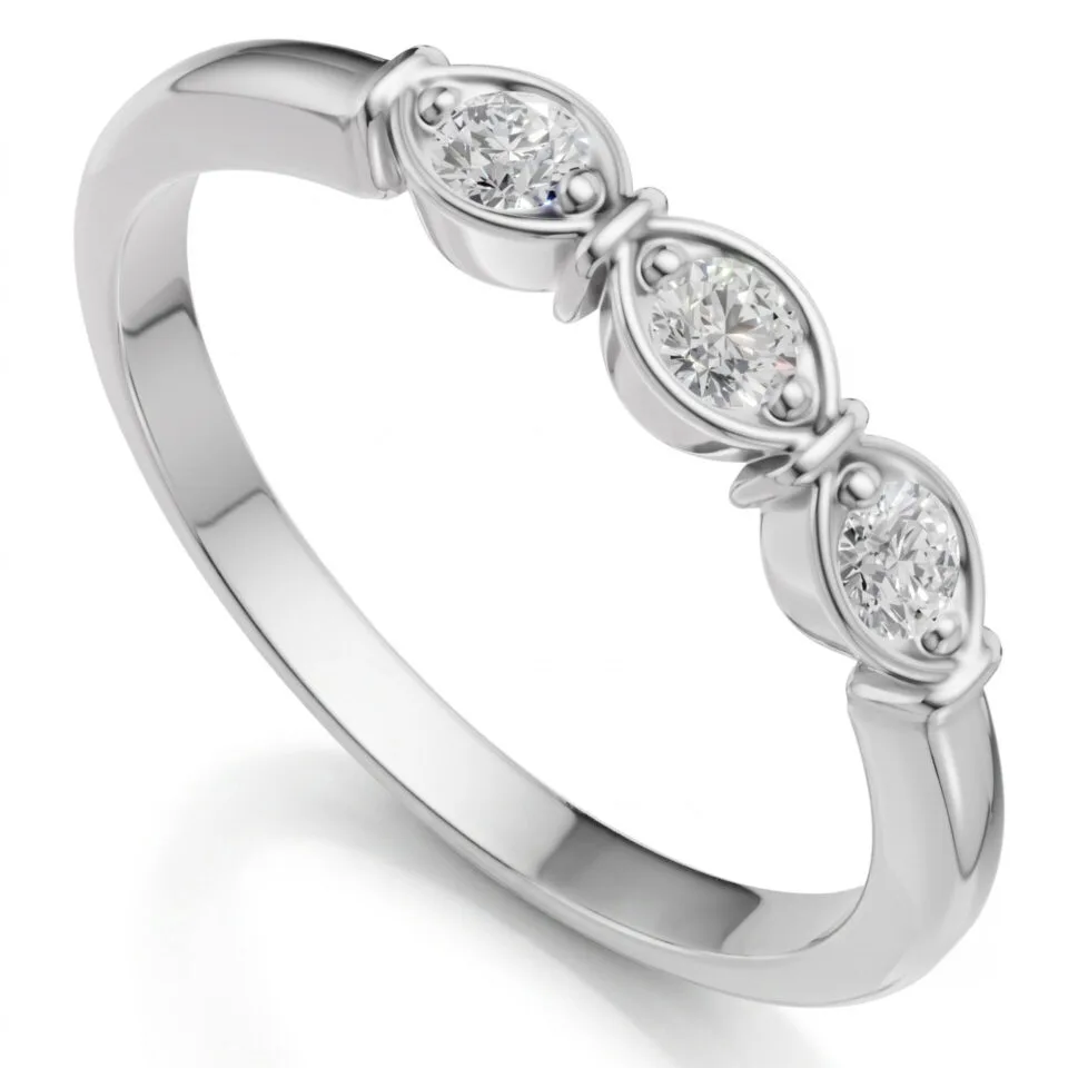 Pierścionek z białego złota Estera z trzema diamentami GESELLE 0.15 ct